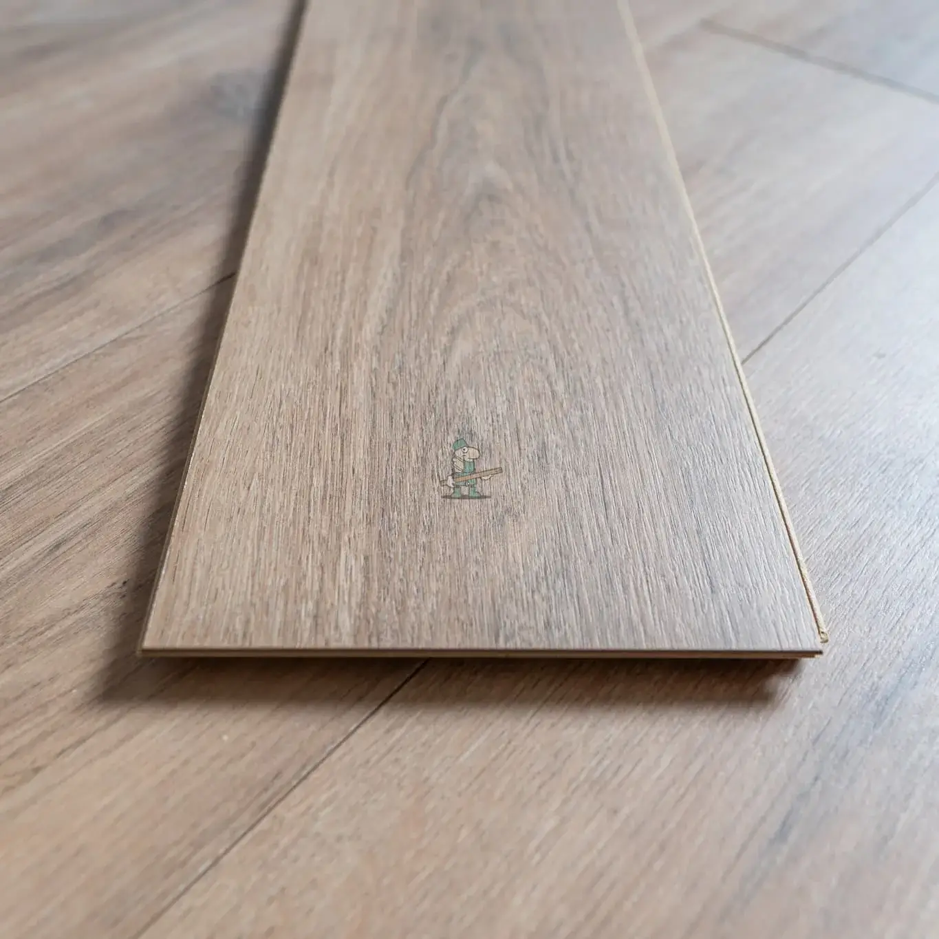 12 laminate flooring
