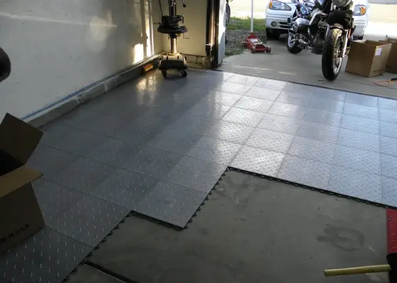 Garage flooring Installation